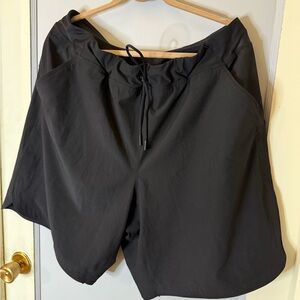 Lands' End Women's Black Athletic Shorts